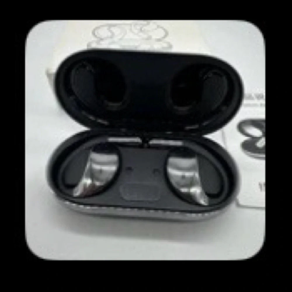 Wireless Earbuds Three and one Translator